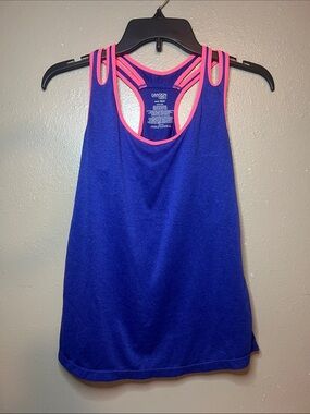 Danskin Now razor back tank top